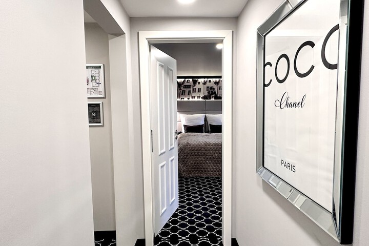 Room 60 of 194