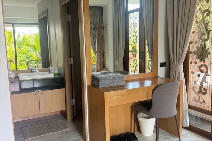 Room 43 of 138