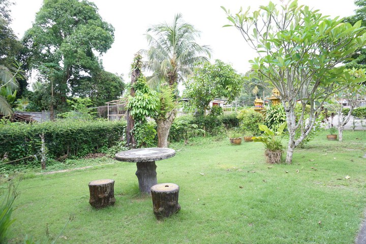 Property Grounds 30 of 42