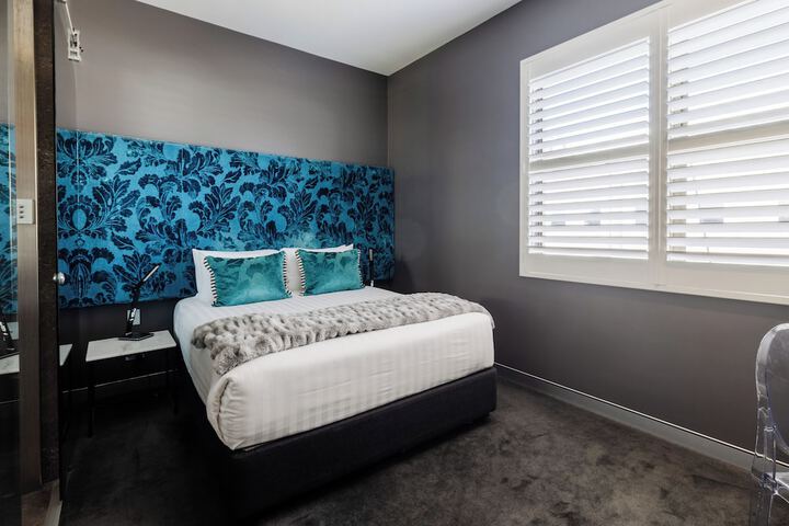 Room 33 of 56