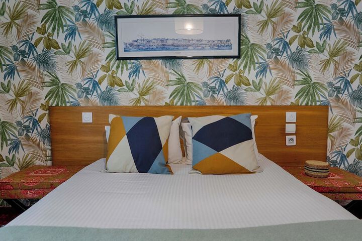 Room 47 of 191