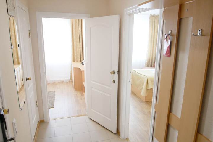 Room 16 of 49