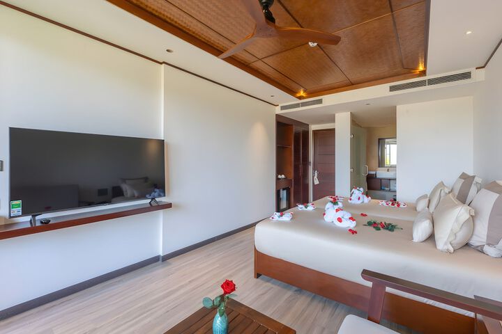 Room 32 of 169