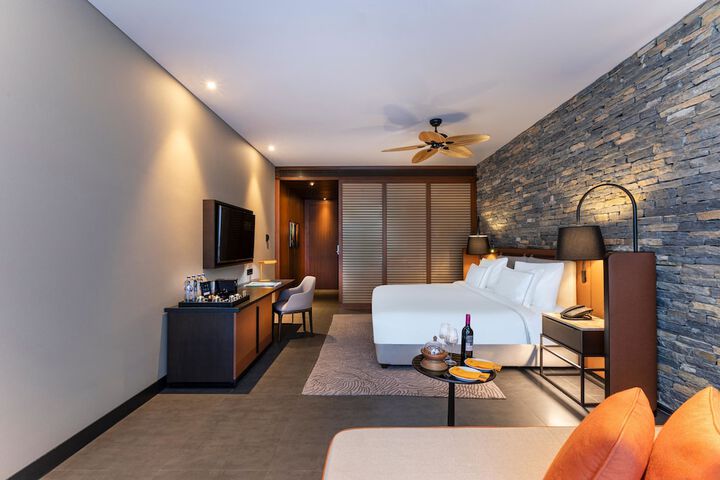 Room 76 of 429