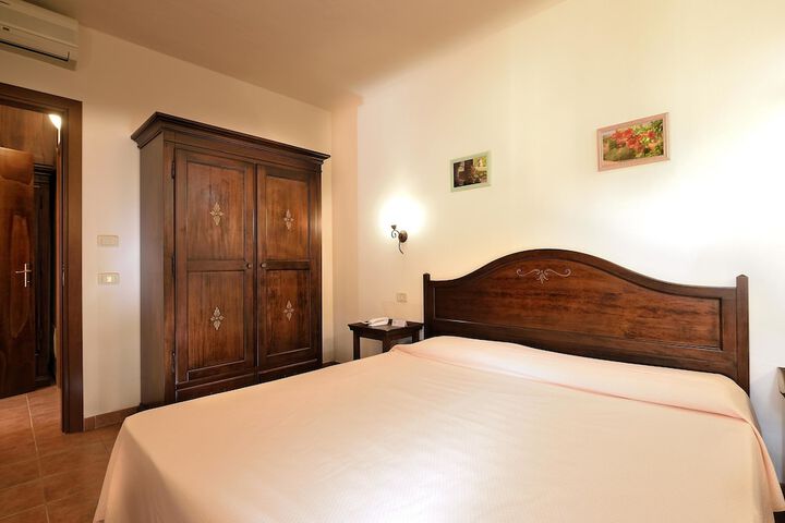 Room 3 of 29