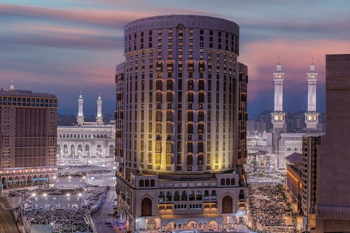 Exterior of Makkah Hotel