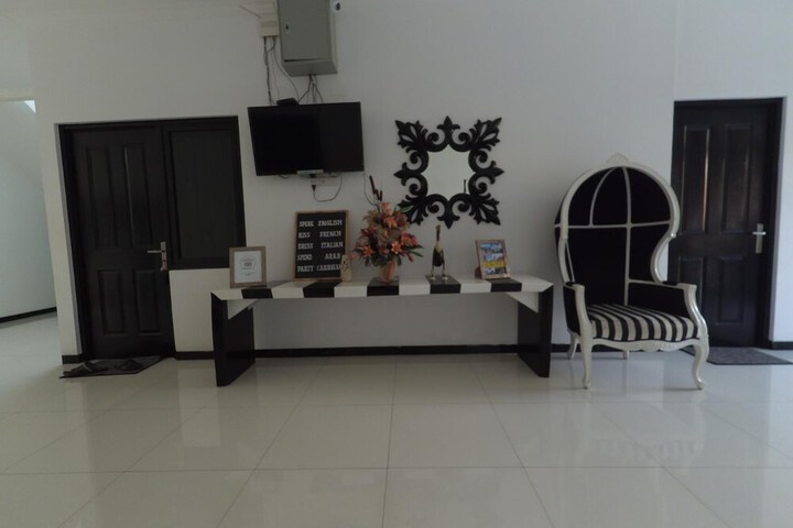 Room 14 of 24