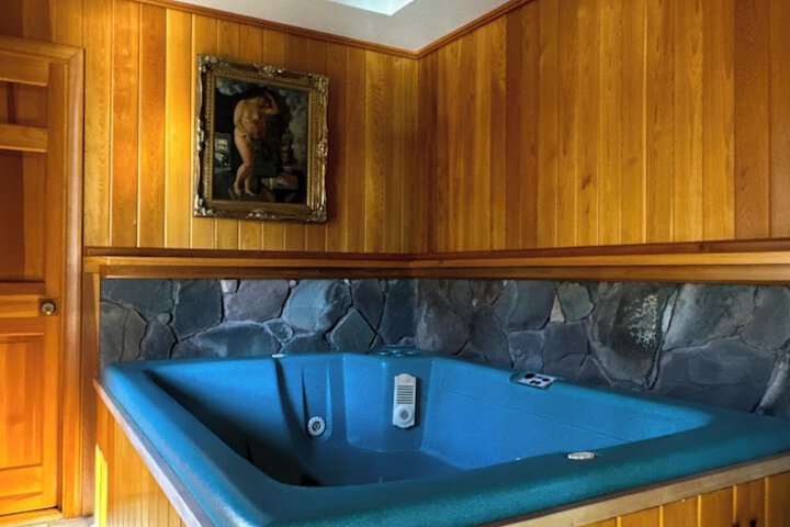 Spa 56 of 100