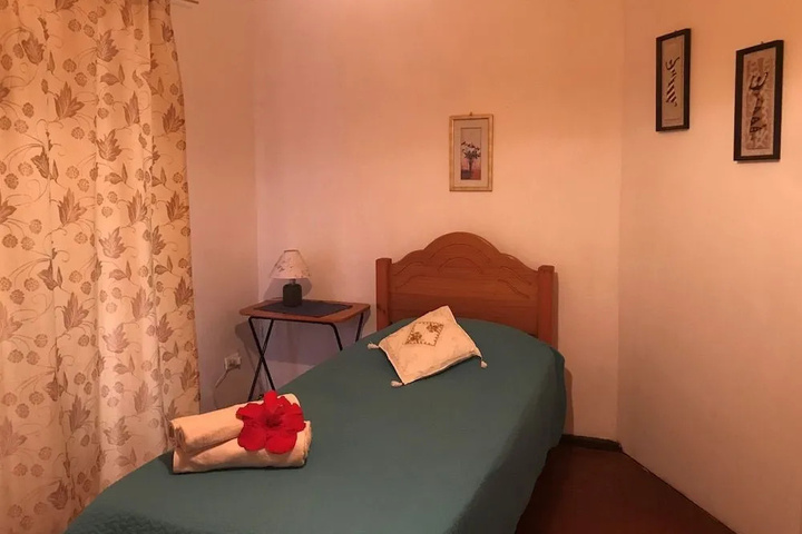 Room 5 of 13