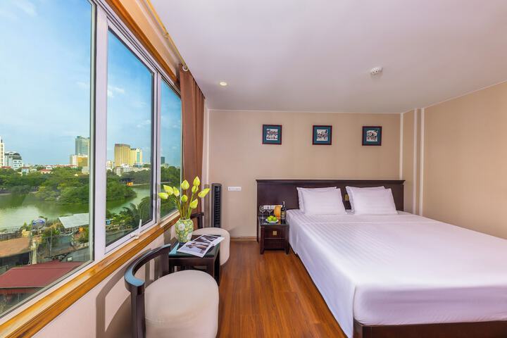Room 5 of 45
