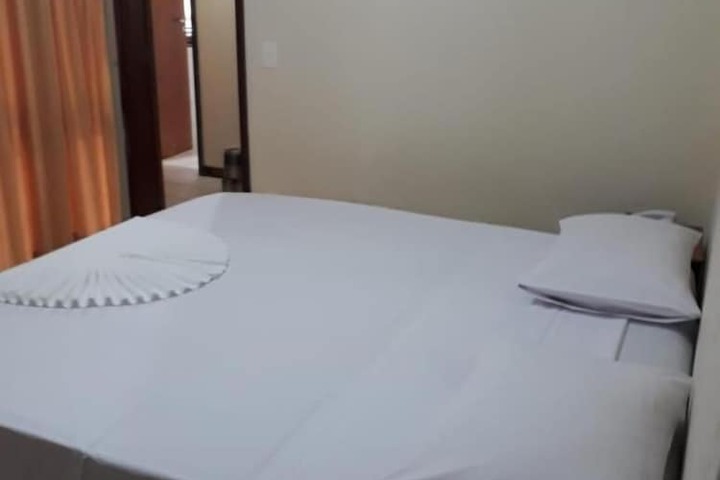 Room 27 of 47