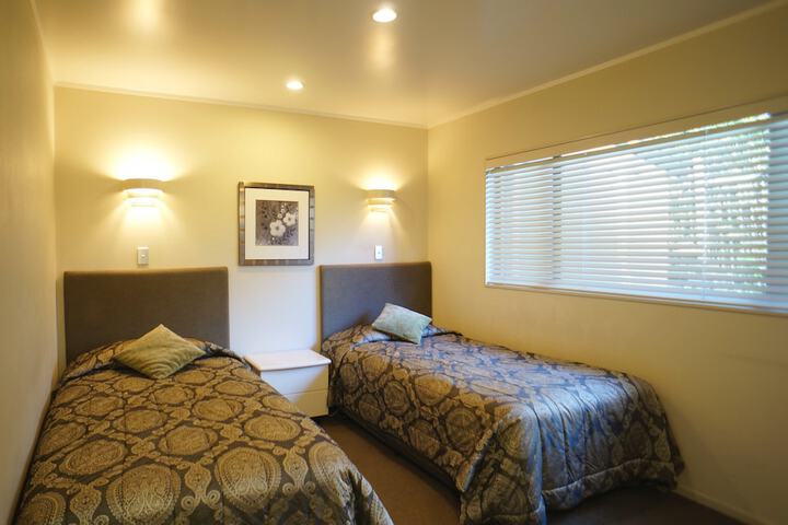 Room 10 of 43