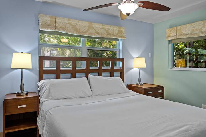 Room 4 of 30