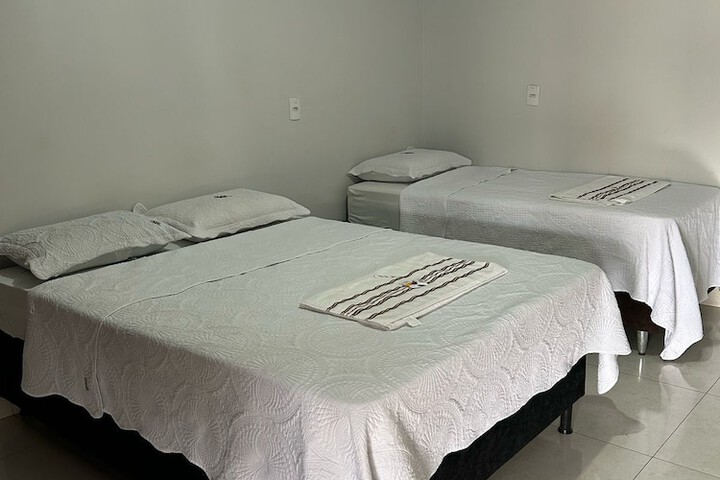 Room 8 of 17