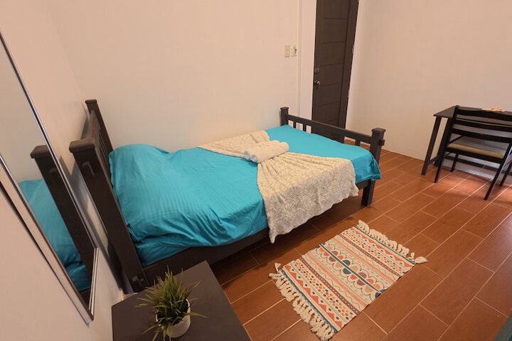 Room 22 of 144