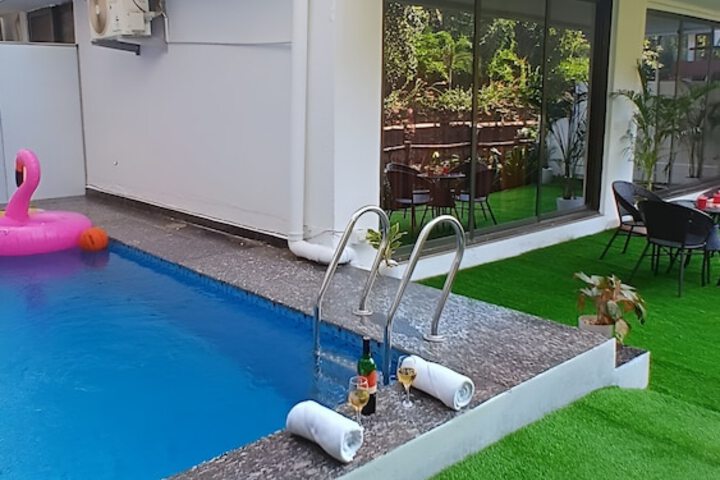 Pool 550 of 682