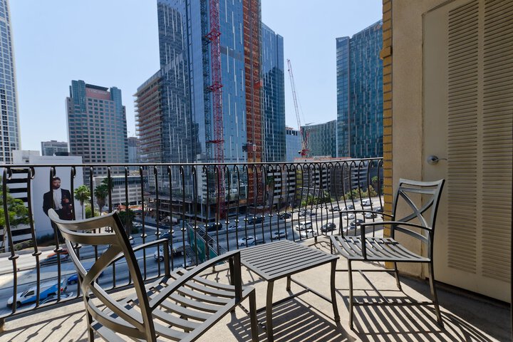 Terrace/Patio 39 of 65