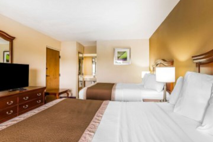Room 18 of 35