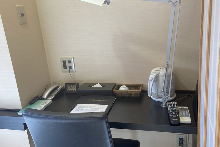 In-room business center