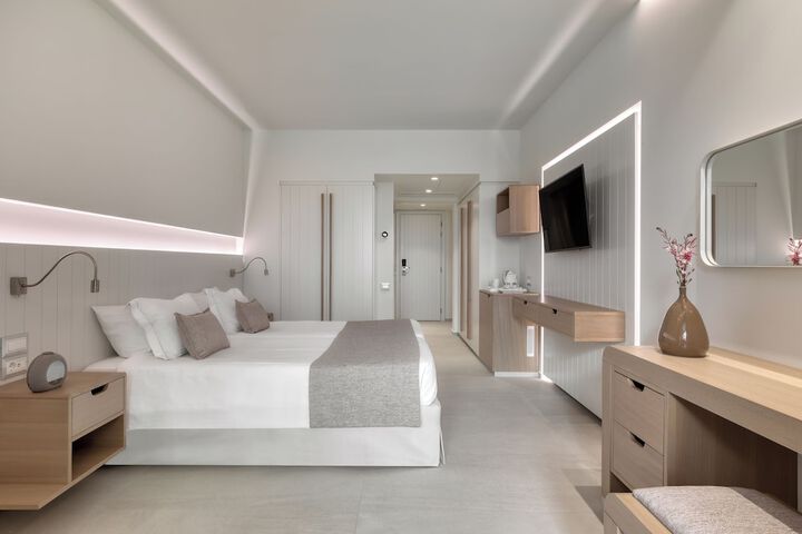 Room 47 of 245