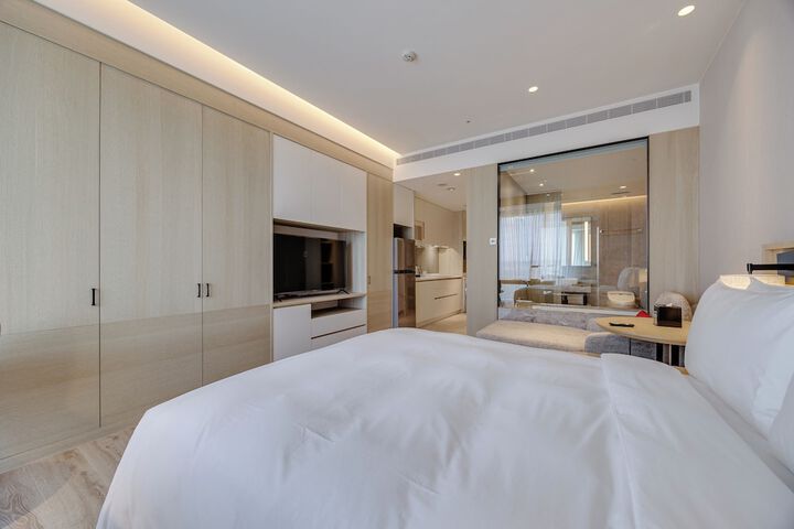 Room 29 of 85