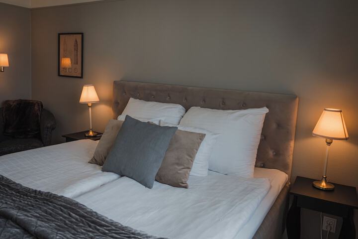Room 8 of 29
