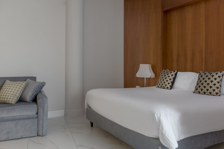 Room 20 of 103
