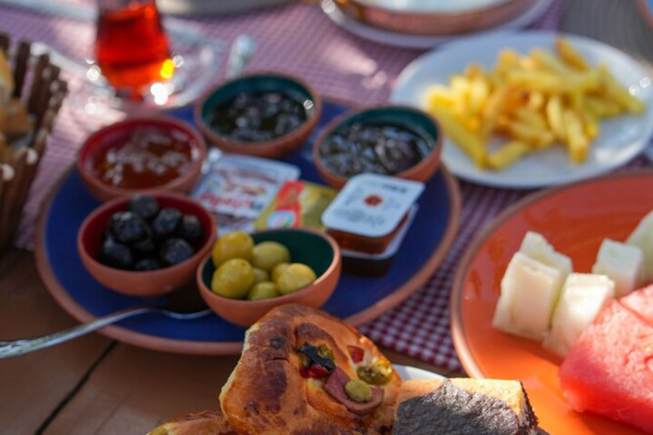 Dining 73 of 140