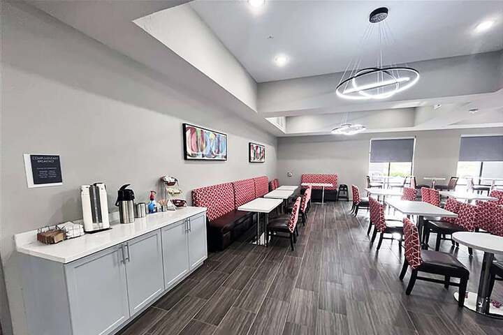 Breakfast area
