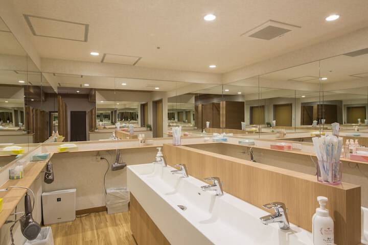 Bath Interior