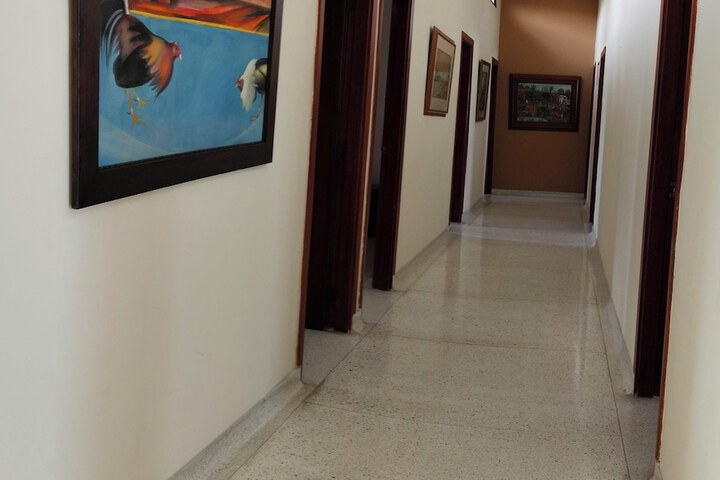 Ballroom/Hall 17 of 20