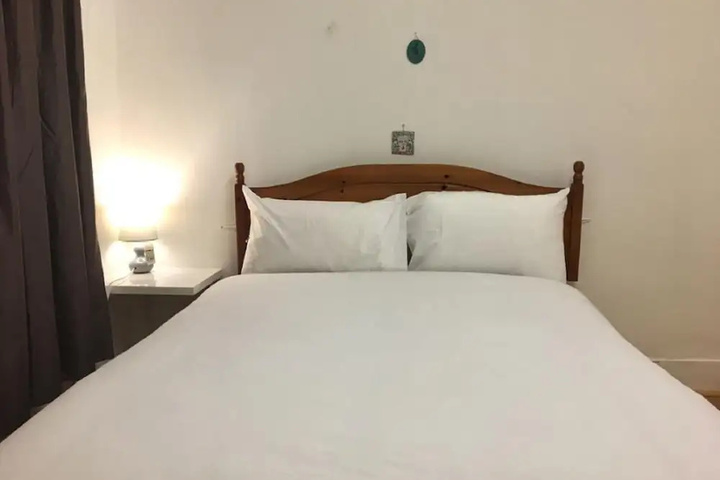 Room 3 of 13