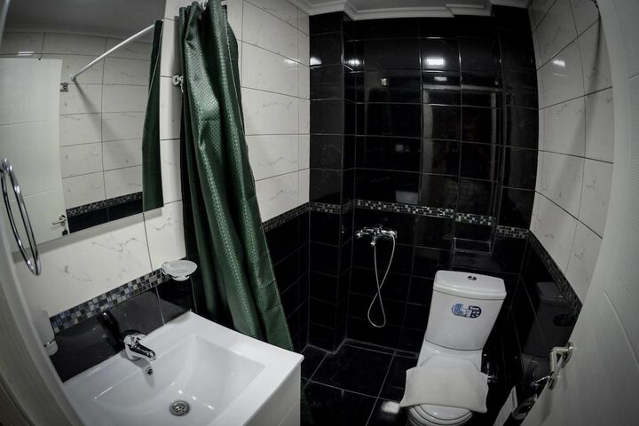 Room 15 of 23