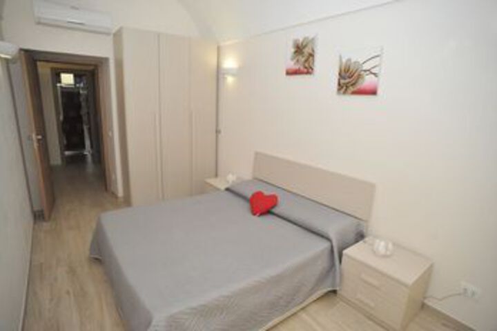 Room 37 of 67