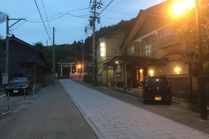 Photo 19