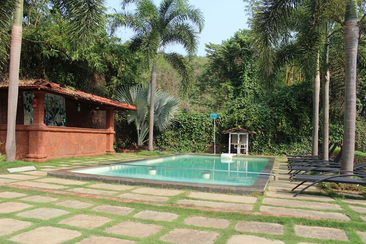 Pool 39 of 64