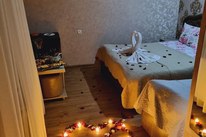 Room 19 of 34