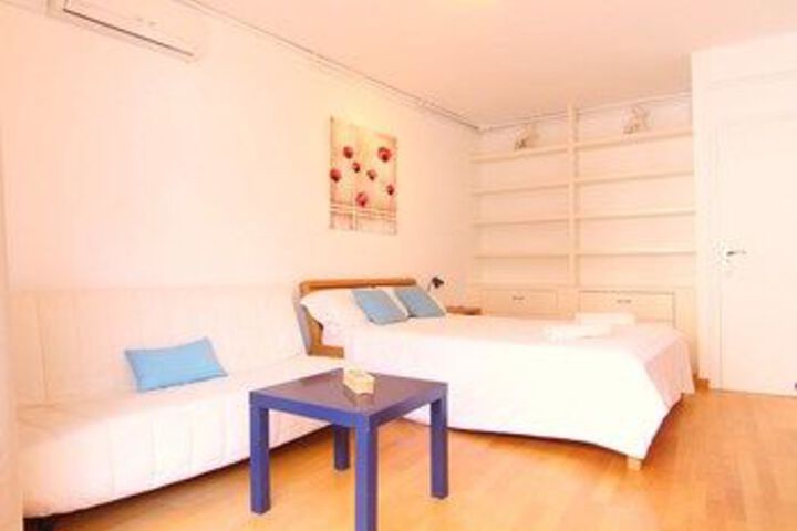 Room 48 of 140