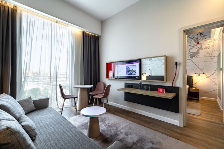 Room 15 of 40