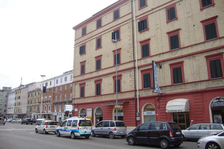 General 10 of 24