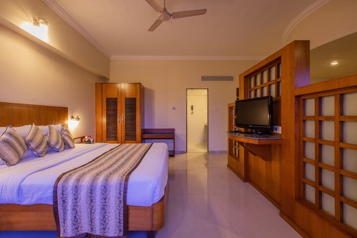Room 16 of 52