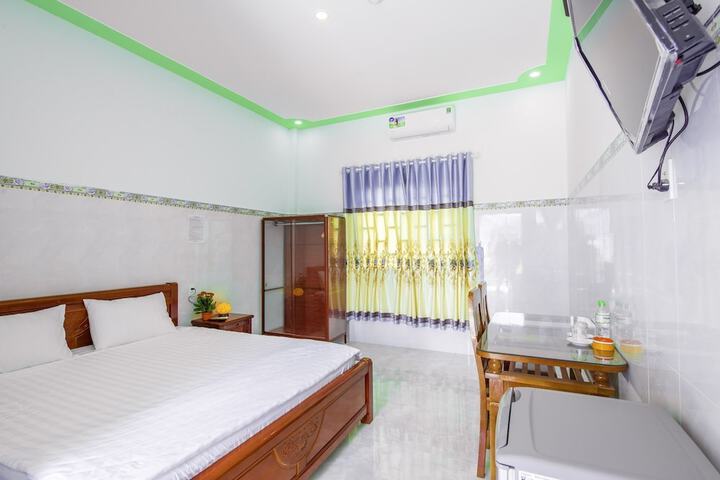 Room 7 of 29