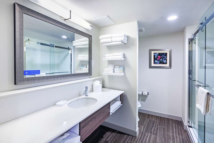 Bathroom shower