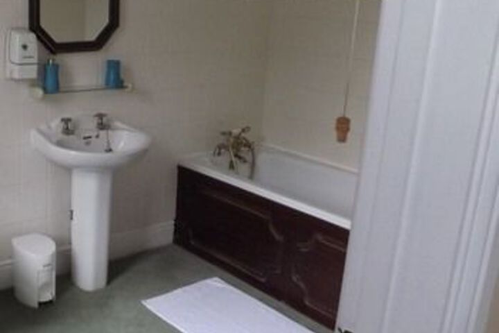 Room 3 of 11
