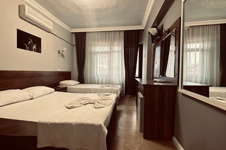 Room 7 of 55
