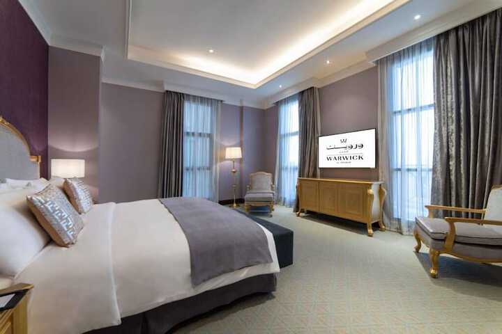 Room 14 of 60