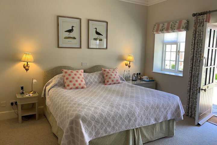 Room 10 of 50