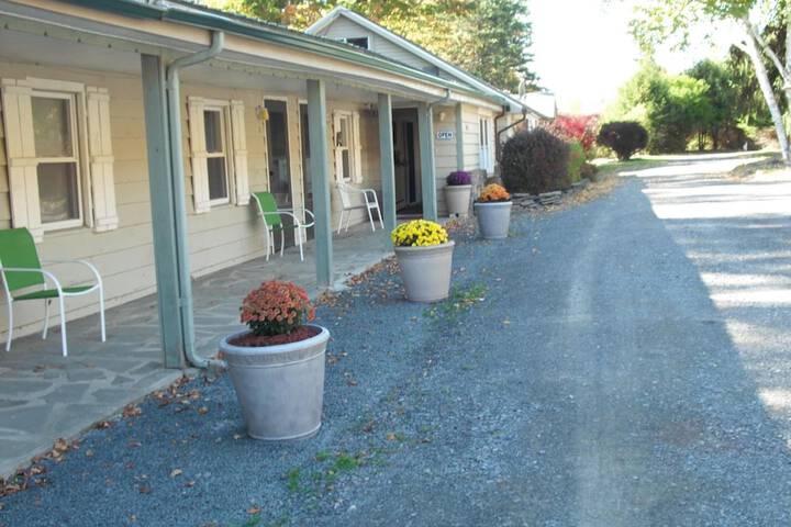 Property Grounds 28 of 37