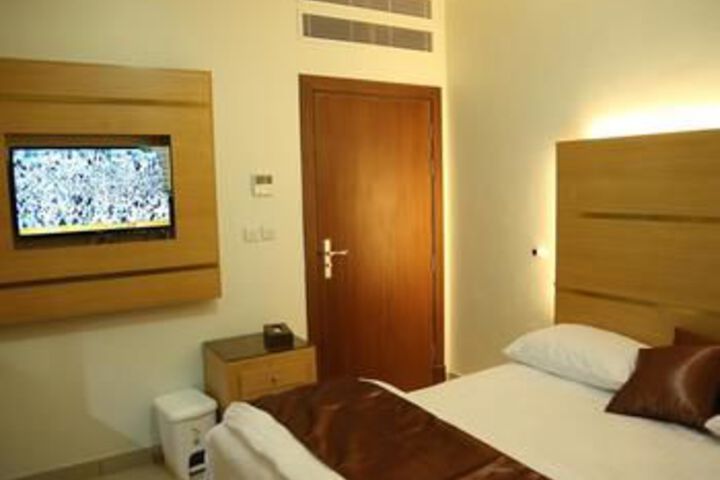 Room 25 of 45