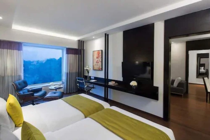 Room 16 of 55